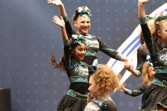MOM_0254