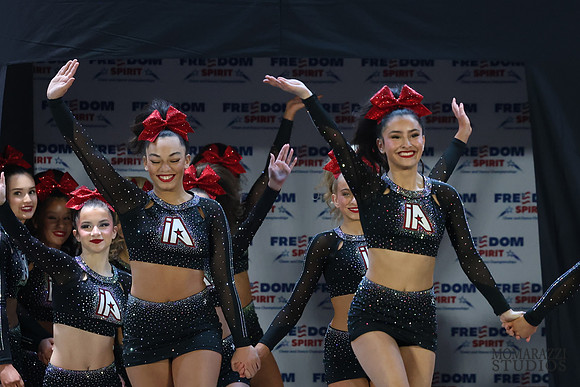 MOM_4324