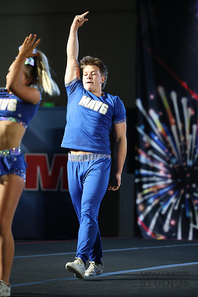 MOM_7533