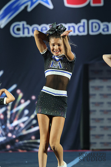 MOM_8139