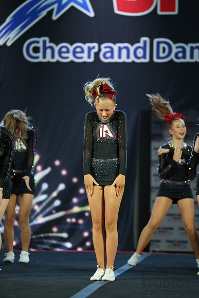 MOM_8909