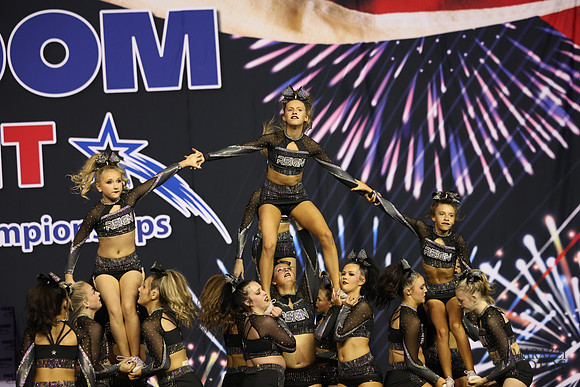 MOM_5325