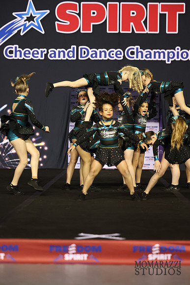 MOM_7553