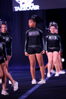 MOM_8567