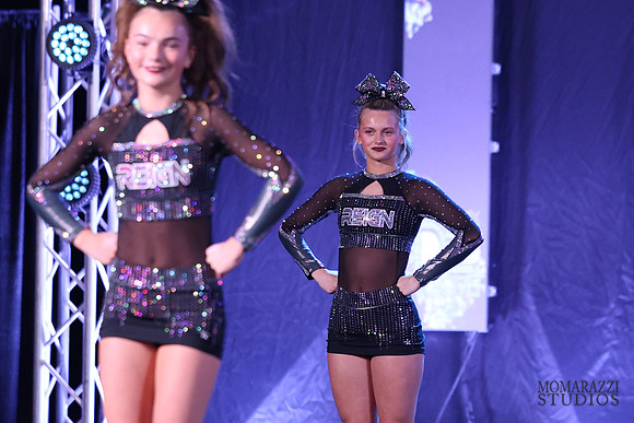 MOM_0157