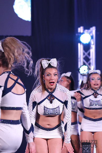 MOM_0392