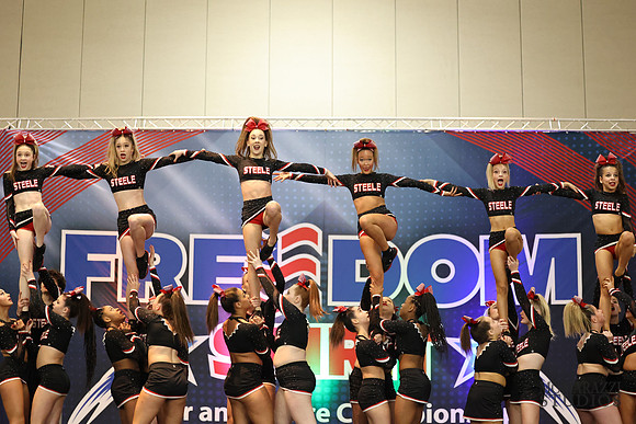 MOM_4087