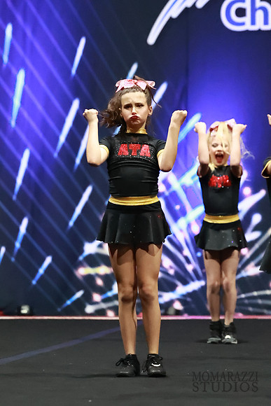 MOM_4743
