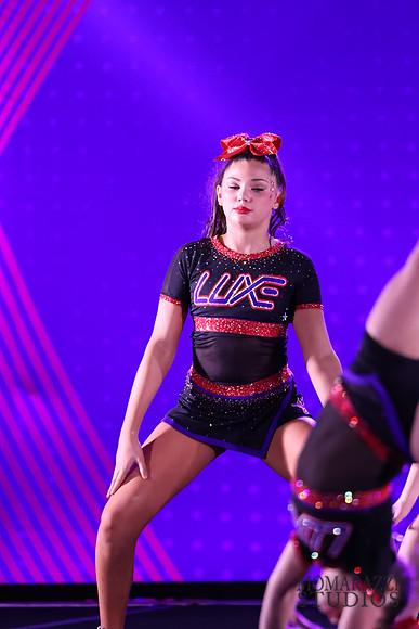 MOM_0077