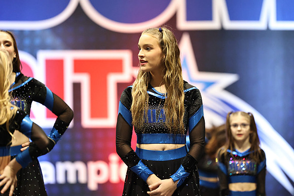 MOM_7414