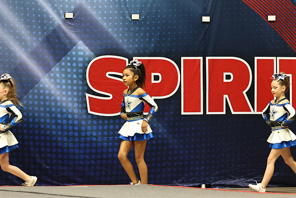 MOM_6697