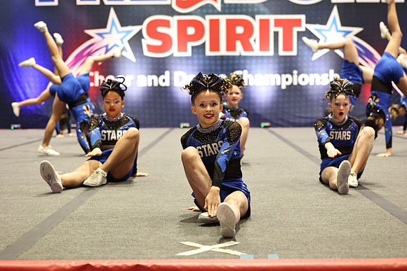 MOM_8936