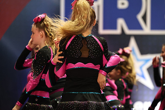 MOM_0096