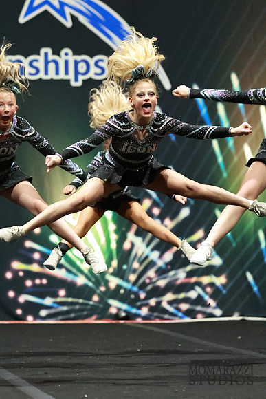 MOM_9513