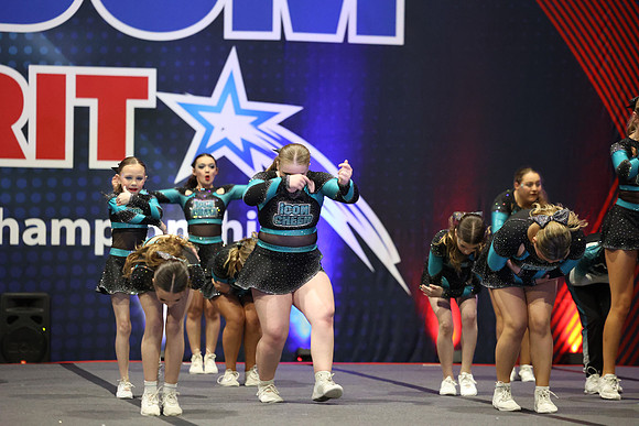 MOM_6261