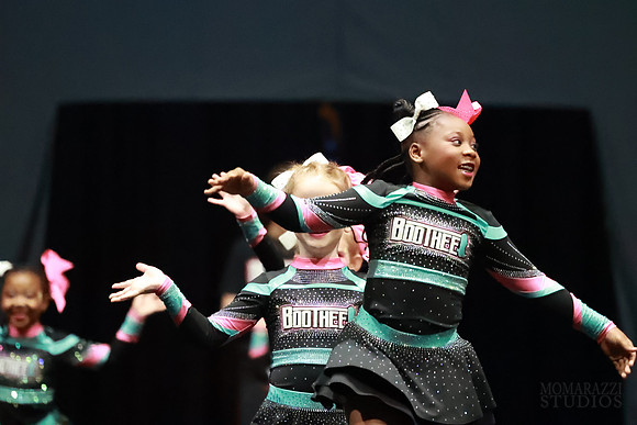 MOM_1093