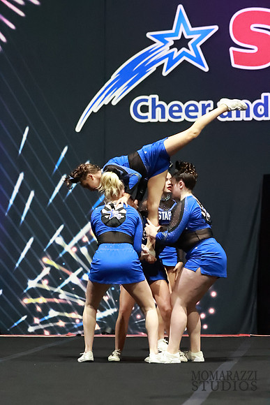 MOM_3985