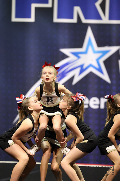 MOM_8017
