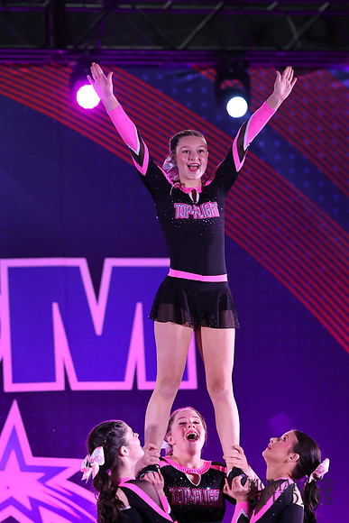 MOM_0354