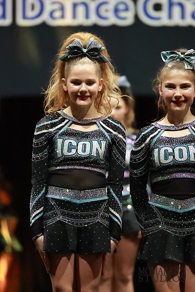 MOM_0486